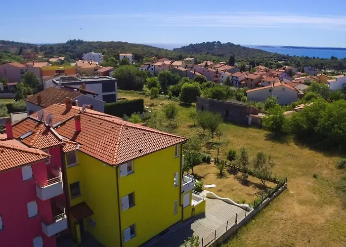Marica Apartment *