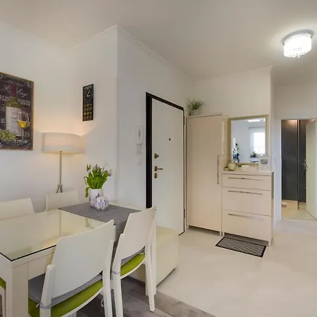 Apartament Marica *
